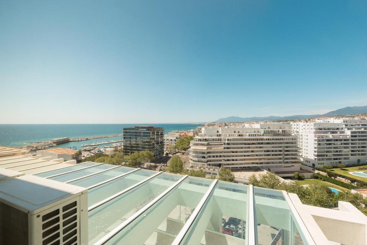 Apartment Atico La Marina